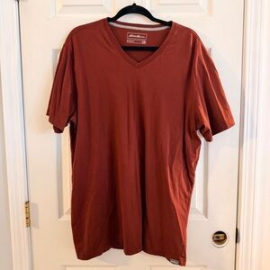 Eddie Bauer Men's Brick Red V-Neck T-Shirt
